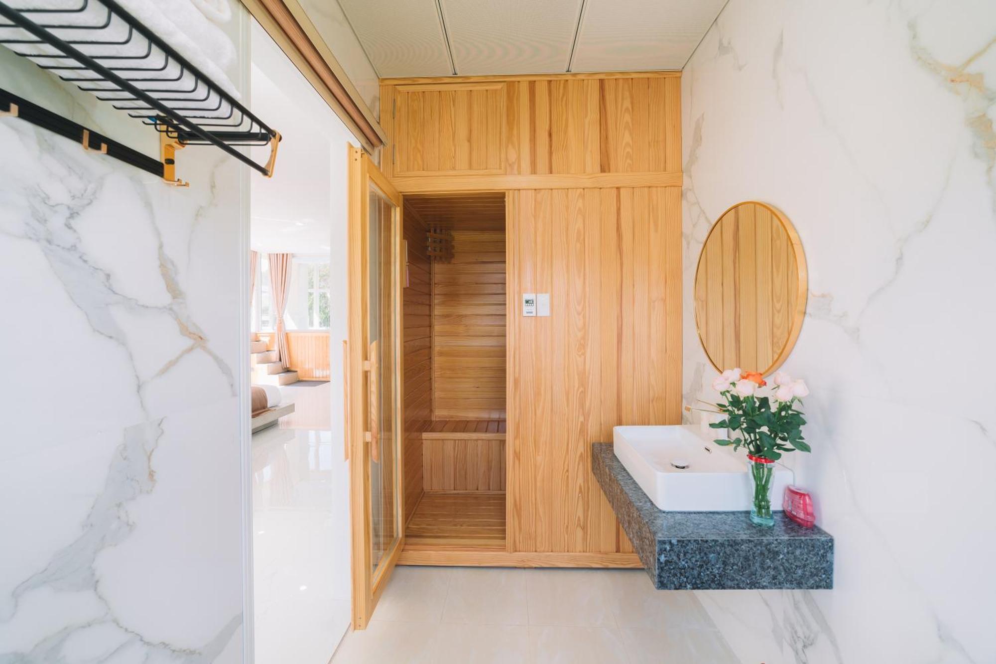 דה לאט Quy Tai Premium Hotel מראה חיצוני תמונה