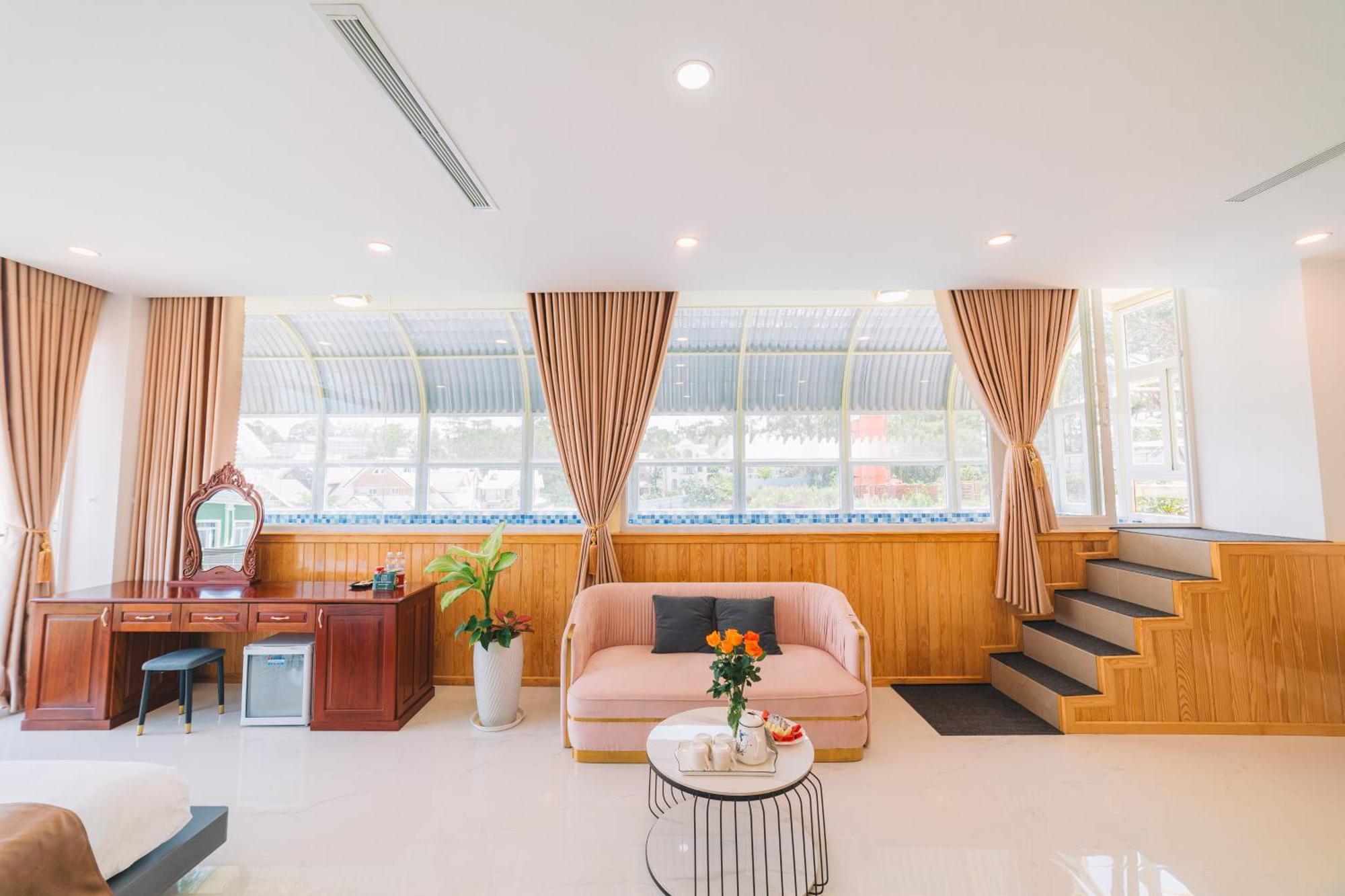 דה לאט Quy Tai Premium Hotel מראה חיצוני תמונה