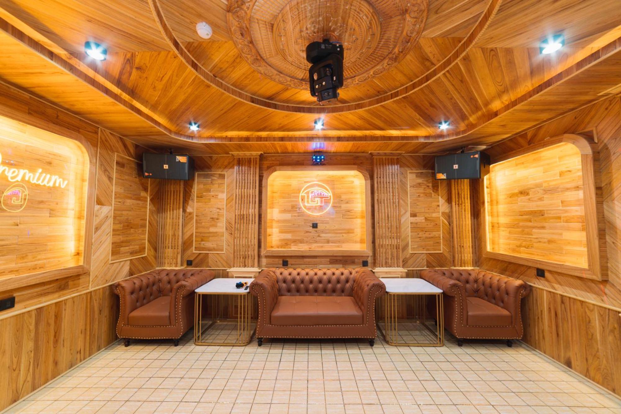 דה לאט Quy Tai Premium Hotel מראה חיצוני תמונה