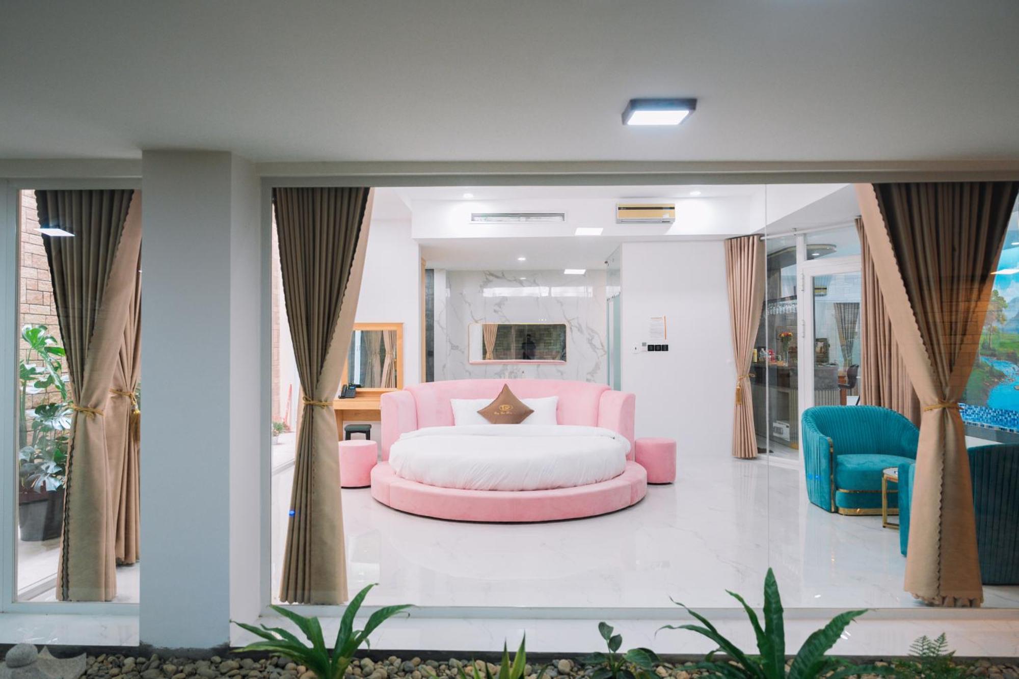 דה לאט Quy Tai Premium Hotel מראה חיצוני תמונה